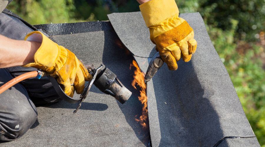 Professional gutter cleaning in Dayton, NJ